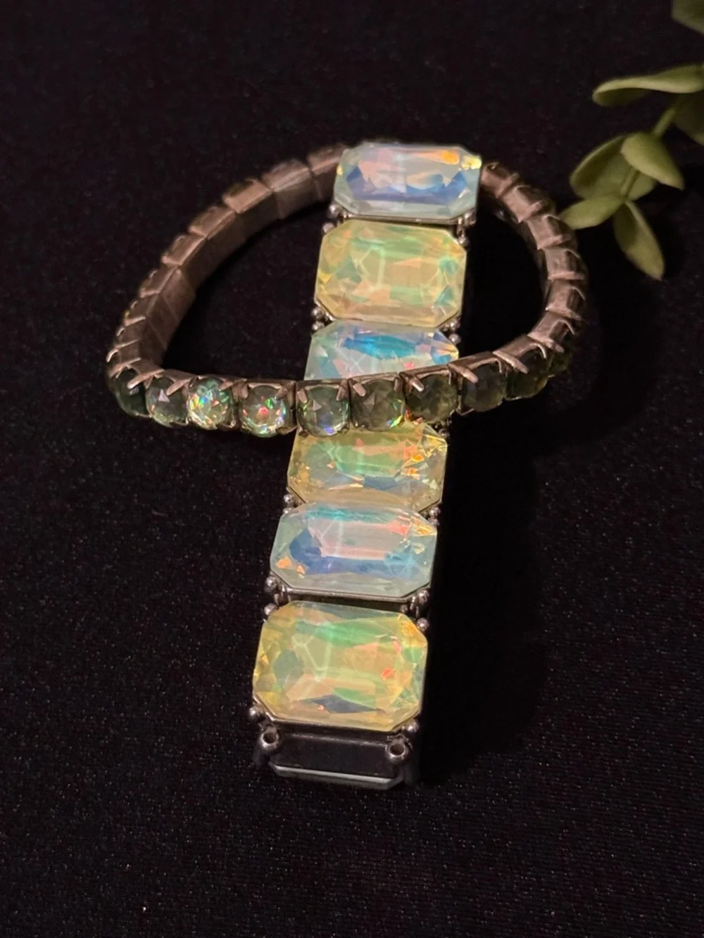 Designer-Inspired Lime Green Crystal Stretch Bracelet Set (E5)‎